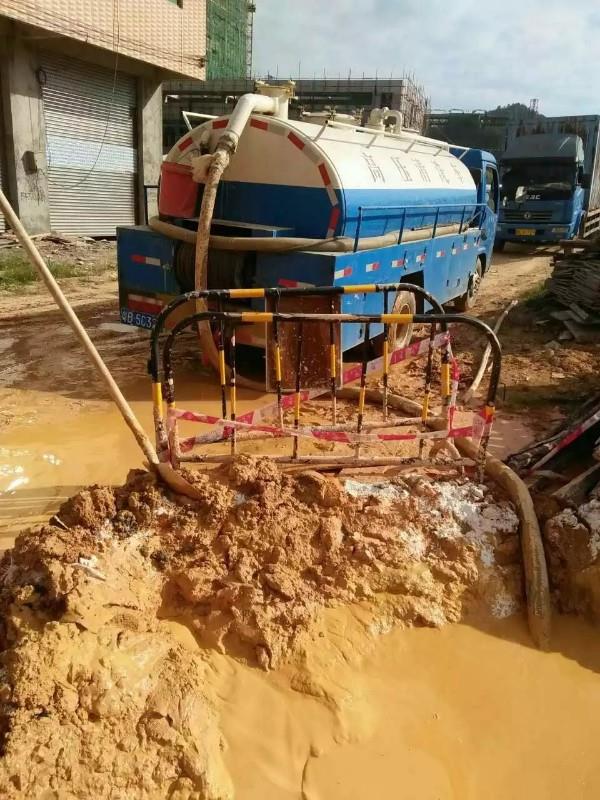 南圣镇工地淤泥清淤